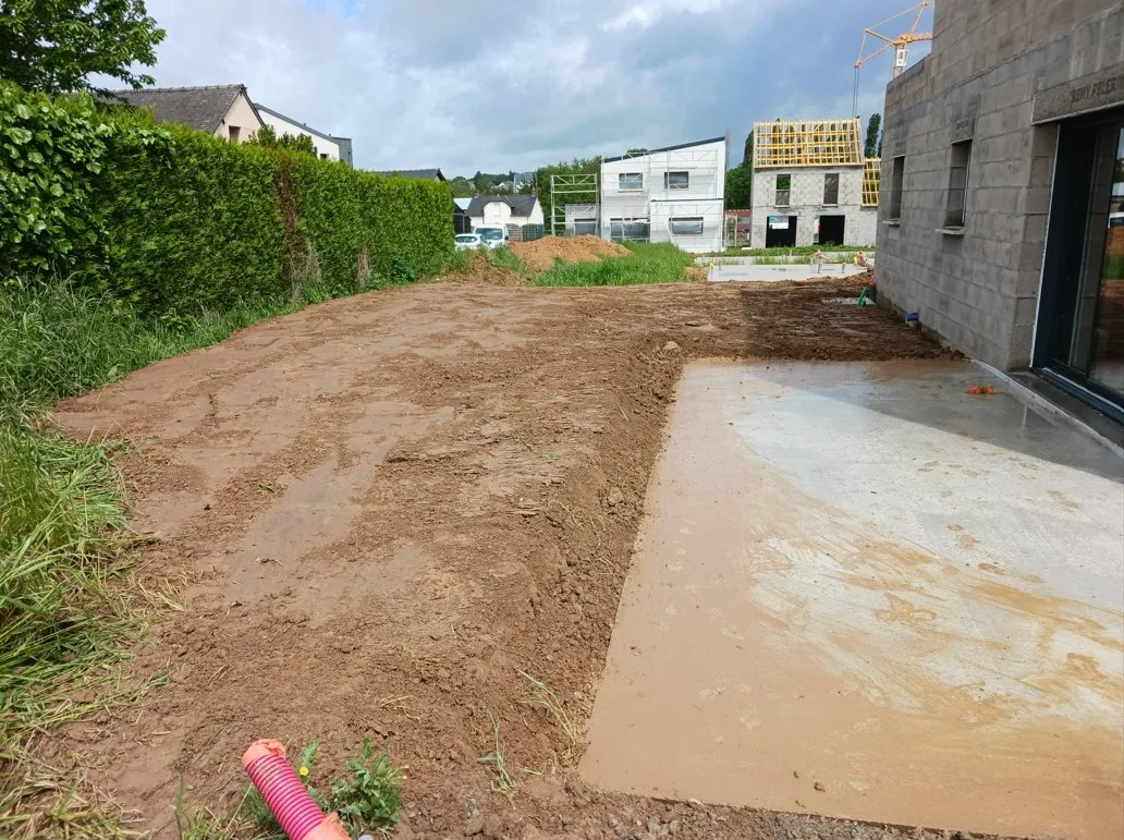 muret en pierre laille